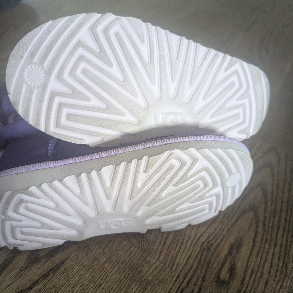 UGG Lavender Boots with Pink Ribbon - Picture 3 of 3